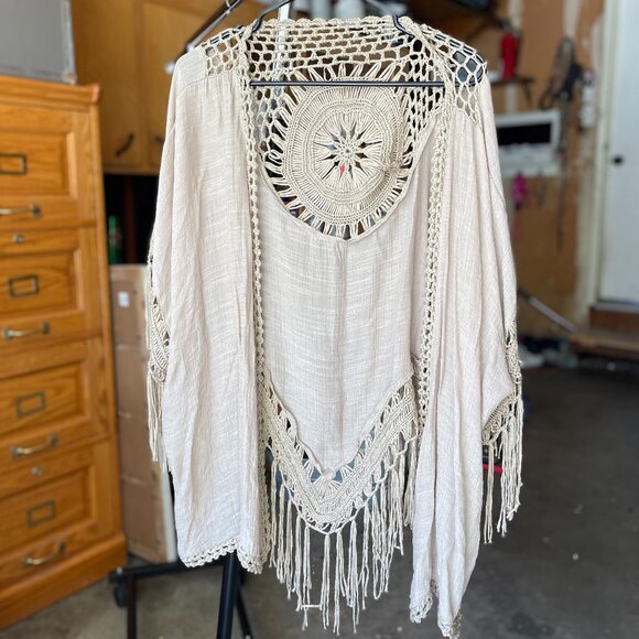 Dreamy Macramé Kimono - Picture 1 of 3